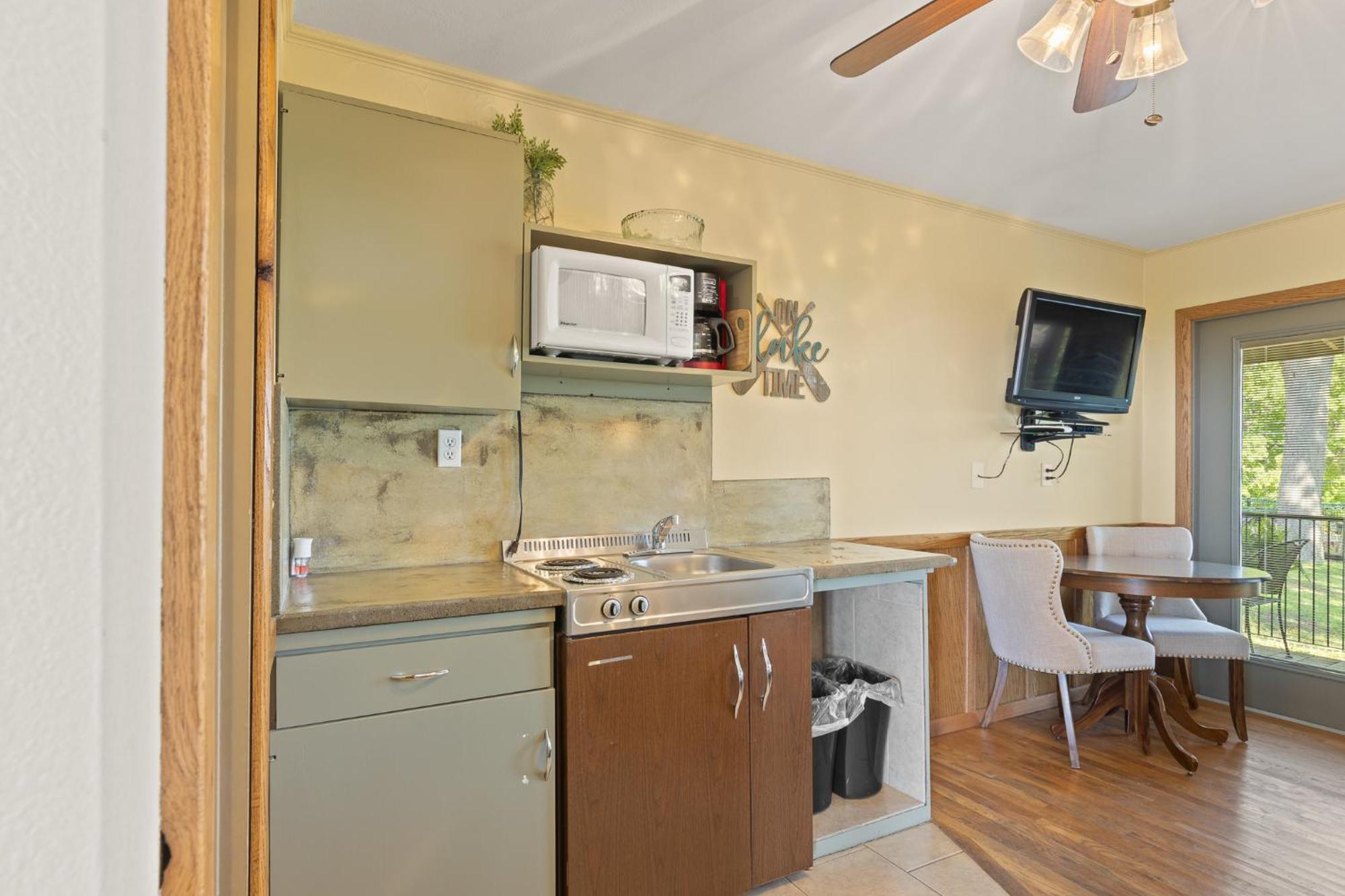 Roadrunner Inn And Log Cabins Eureka Springs Extérieur photo
