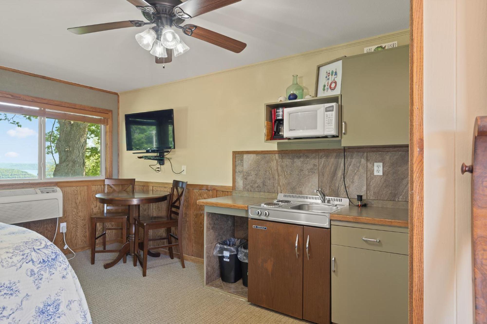Roadrunner Inn And Log Cabins Eureka Springs Extérieur photo