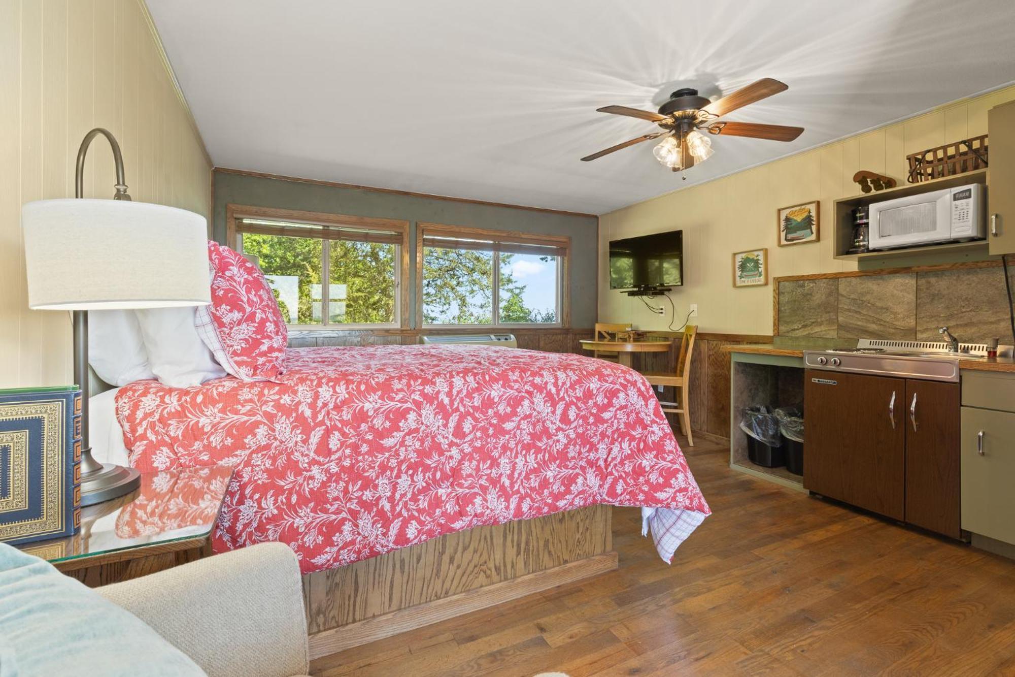 Roadrunner Inn And Log Cabins Eureka Springs Extérieur photo