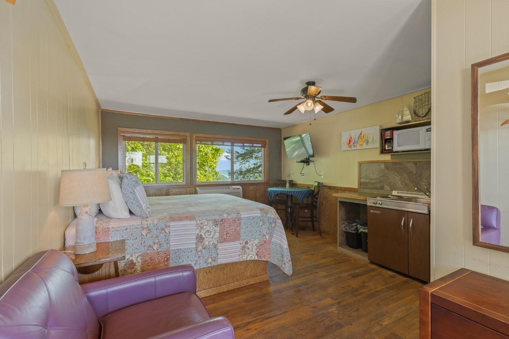 Roadrunner Inn And Log Cabins Eureka Springs Extérieur photo