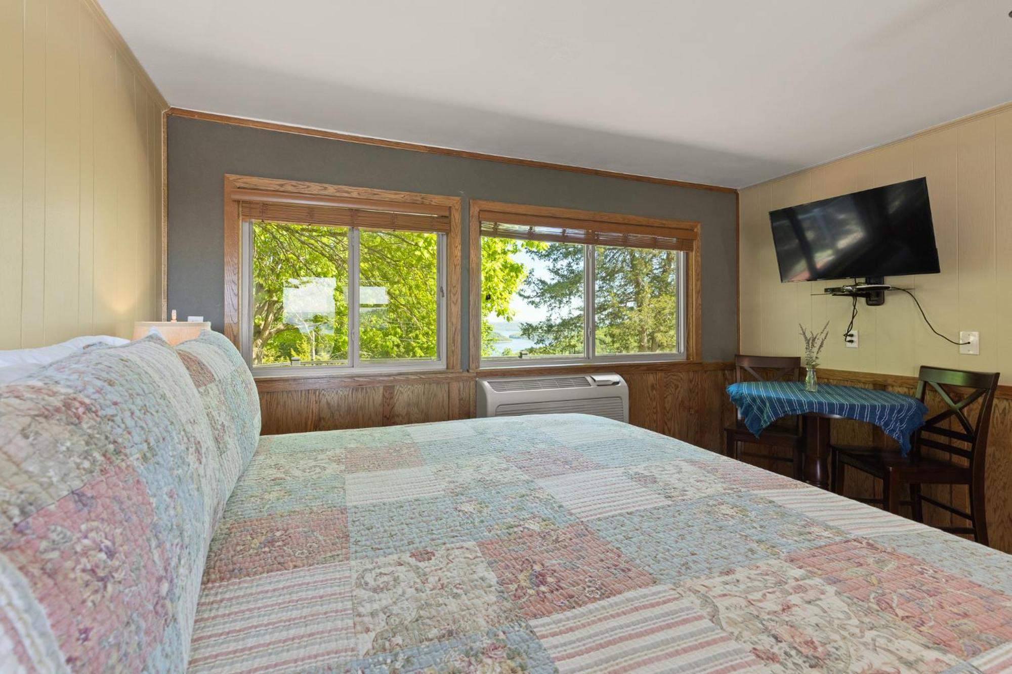 Roadrunner Inn And Log Cabins Eureka Springs Extérieur photo